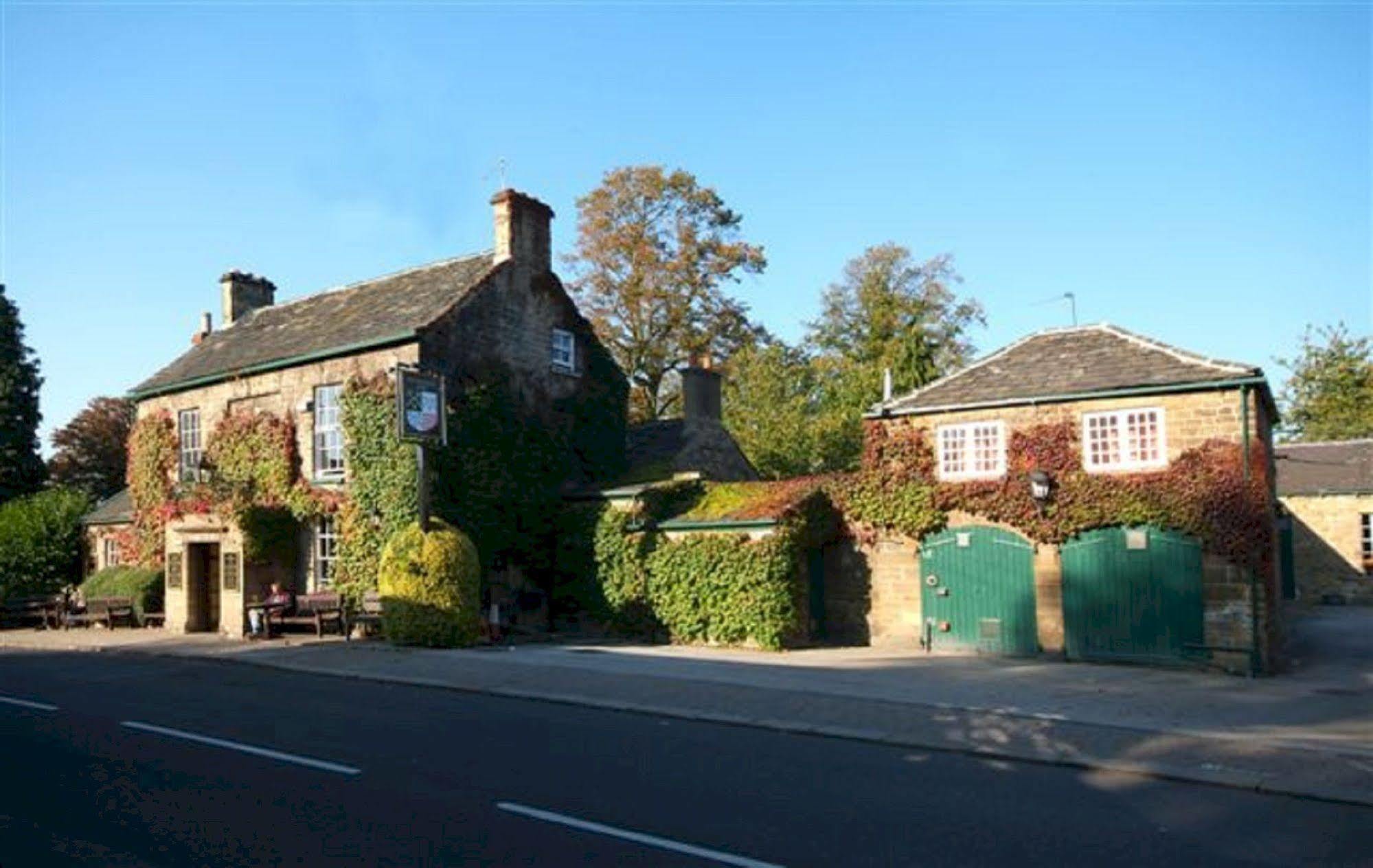 Rockingham Arms By Greene King Inns Wentworth  Exteriér fotografie